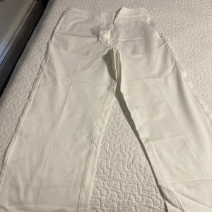 White Cropped Pants